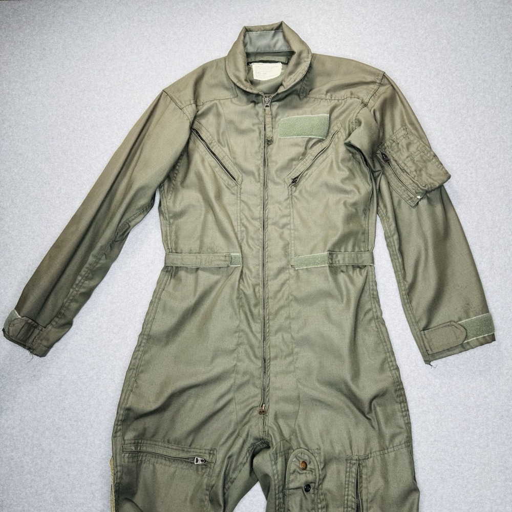 Vintage US Military Flyers Coveralls Mens 38R CWU-27/P Flight Suit 70s Olive